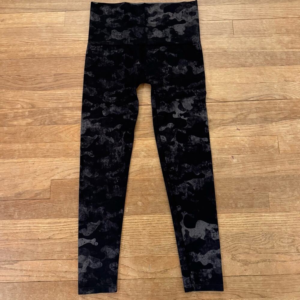M. Rena gray black high waist leggings
b57